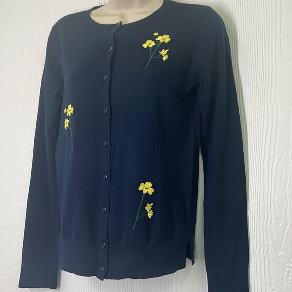 Loft - NWT Navy Embroidered Yellow Flowers Button Down Lightweight Cardigan XS - Picture 6 of 11